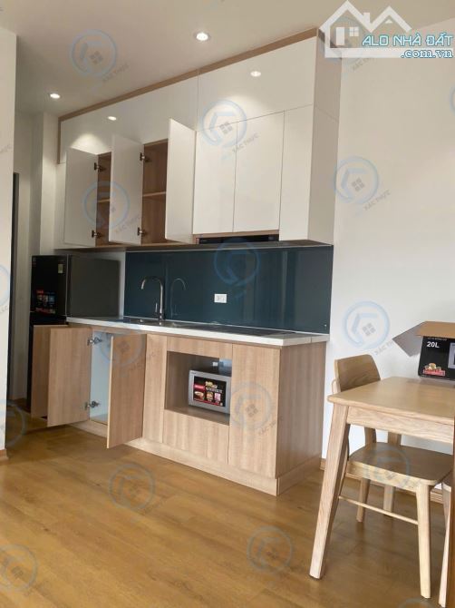 Bán nhà Trích Sài 100m2 x 9T, Lô Góc, View Hồ 41 tỷ cho thuê 135 tr/tháng - 6