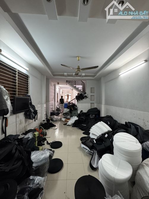 Chính Chủ Cho Thuê Nhà Nguyên Căn – 80m², 3 Tầng, Tân Phú - 6