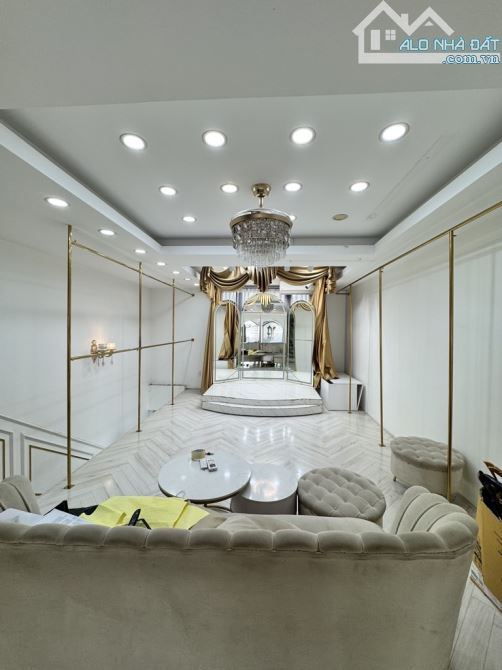 MẶT TIỀN KINH DOANH HẺM TRƯỜNG SA - THÔNG HUỲNH VĂN BÁNH ~ 90m2 - 5TẦNG BTCT - MỚI ĐẸP - C - 6