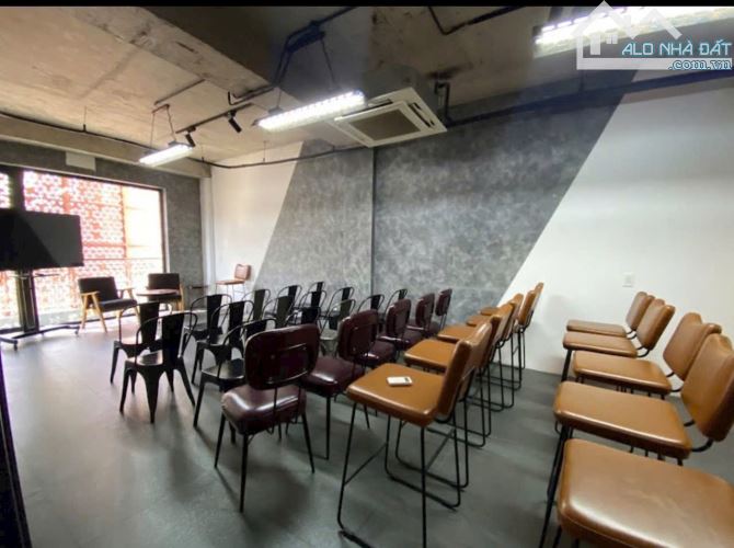 Bán nhà đẹp HẦM/4TẦNG An Phú - An Khánh. DT 8x20. Đang cho thuê 52tr/th. Giá chỉ 36 tỷ TL - 6