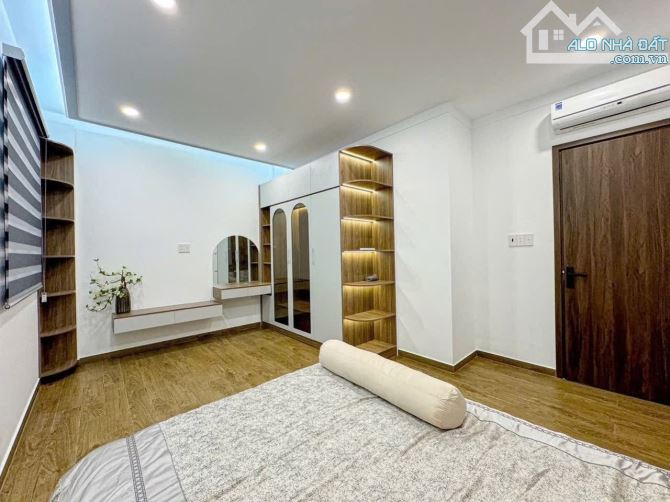 Gấp gấp tôi cần bán nhà trần khánh dư - quận 1 giá 6tỷ680/ 64m2 sổ sẵn - 6