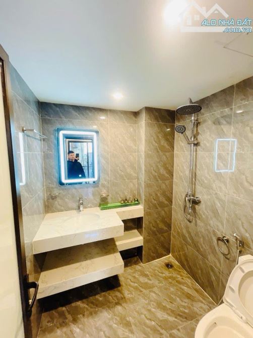 NGUYỄN ĐÌNH CHIỂU- NHÀ HIẾM- NGÕ THÔNG- Ở NGAY. - 6