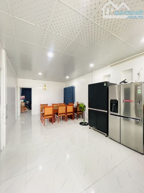 Nguyễn Thị Kiêu quận 12 172m2 3 tầng giá chỉ 22 tỷ - 6