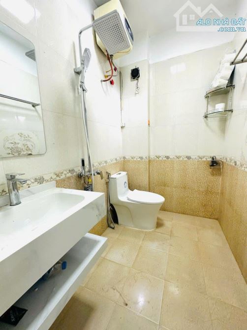 SIÊU PHẨM DOÃN KẾ THIỆN 50m 5 TẦNG MT 3.6M GIÁ 11 TỶ HAI THOÁNG GẦN PHỐ TRUNG TÂM CẦU GIẤY - 6