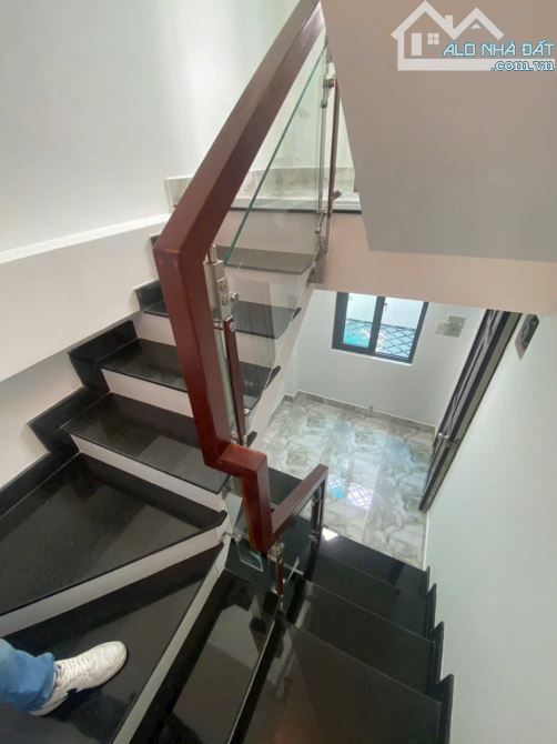 Nhà Phố Siêu Đẹp 4 tầng BTCT, KDC Đường Thống Nhất, Quận Gò Vấp,Hẻm 7m ,5*11m, Nhỉnh 6 Tỷ - 6