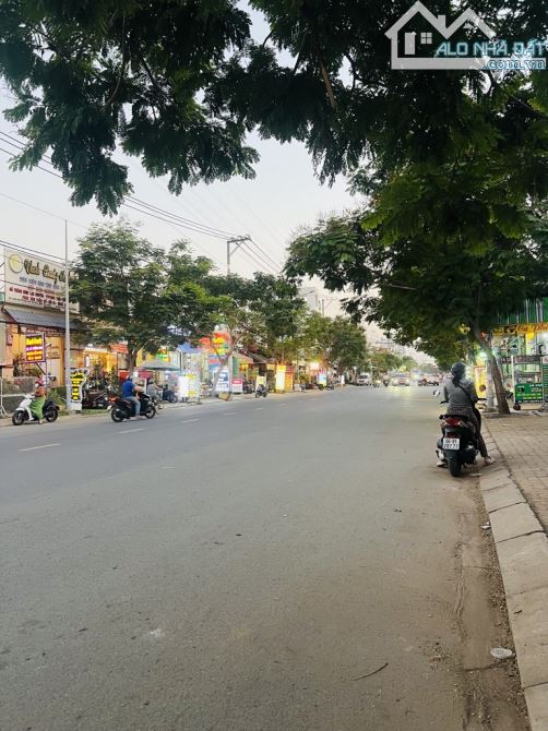 Cần bán gấp nhà 73m2(4x18)x2,hẻm 10m, hương lộ 2, btđA, bình tân, shr, chỉ 5.3 tỷ TL - 6