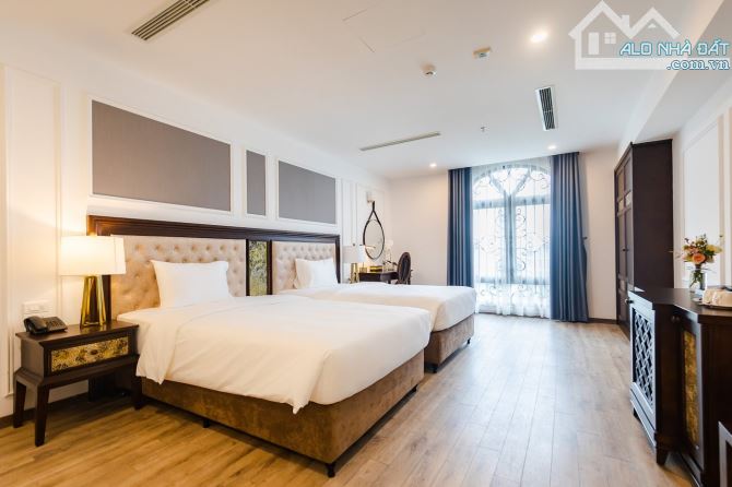Chủ Vay Bank 80 Tỷ- Khách sạn Nguyễn Hữu Thọ 423m2,11 tầng, MT 15m- 218 tỷ- CT 1.6 tỷ/th - 7