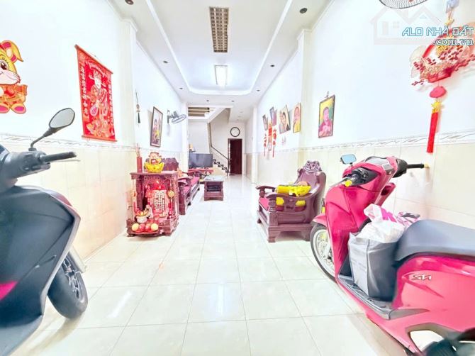 MẶT TIỀN KD VIP NGUYỄN TRỌNG TUYỂN PHÚ NHUẬN - 75M2, 3 TẦNG - GIÁ CHỈ 14.7 TỶ - 7