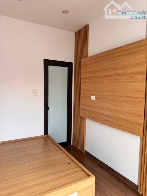 BÁN NHÀ 4 TẦNG, GẦN TRƯỜNG TRUYÊN NGUYỄN, HÀ ĐÔNG, DT 37M2, MT 8M, GIÁ 6.35TỶ - 7
