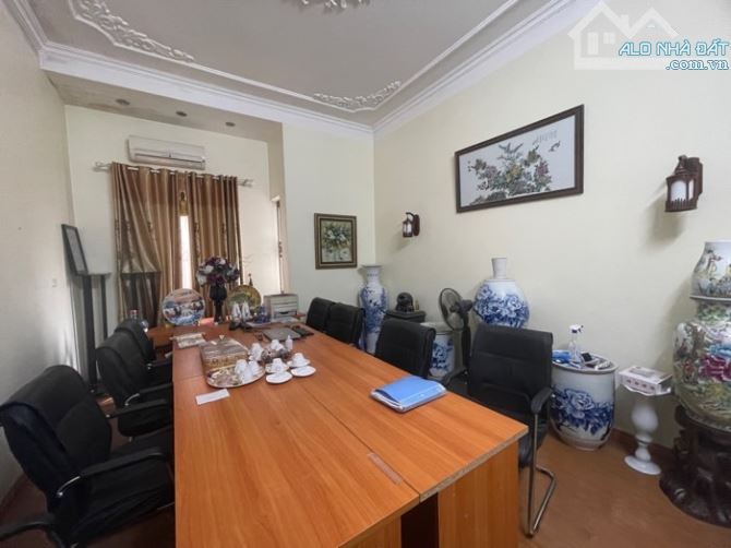 Phân lô vỉa hè siêu đẹp phố Hoàng Ngân - VIP cầu Giấy - thông các tuyến phố Lê văn lương - 7
