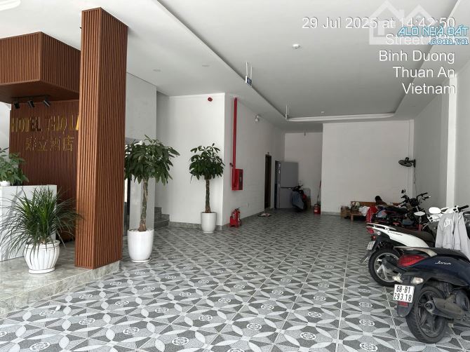 Bán khách sạn 1T5L 10x18m hoàn công, đường D20 KDC Việt Sing, thu 110tr/th - 7