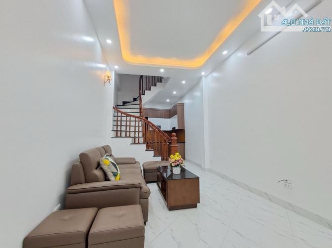 NHÀ ĐẸP XÂY MỚI FULL NỘI THẤT- SẴN Ở- NỘI THẤT SANG TRỌNG- TIỆN ÍCH BẠT NGÀN- TRUNG TÂM - 7