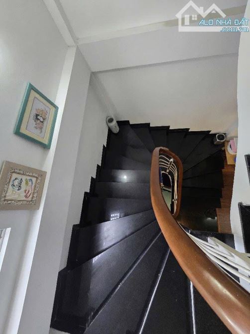 NHÀ YÊN HÒA - PHÂN LÔ Ô TÔ TRÁNH - 45M2 -5 TẦNG - MT 5M - 12 TỶ - 7