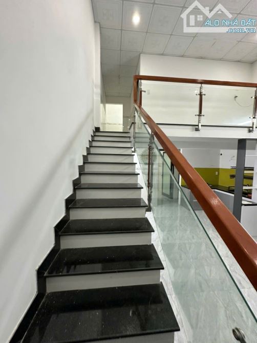 📌📌📌Làm việc trực tiếp!!! 🏠 Bán nhà gác lửng đúc 2 mặt kiệt oto Nam Cao giá rẻ 🌺 - 7