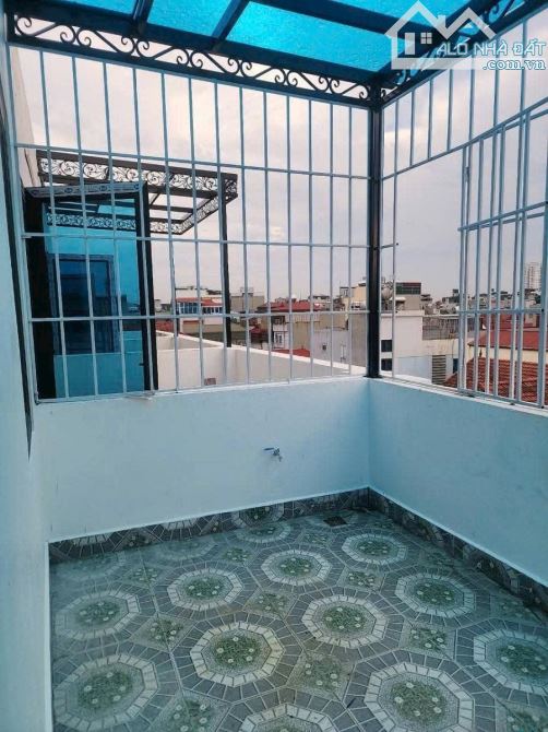 BÁN NHÀ ĐƯỜNG CẦU DIỄN - BẮC TỪ LIÊM - DT: 32M, 5 TẦNG, MT 3.5M, GIÁ 7.6 TỶ. - 8
