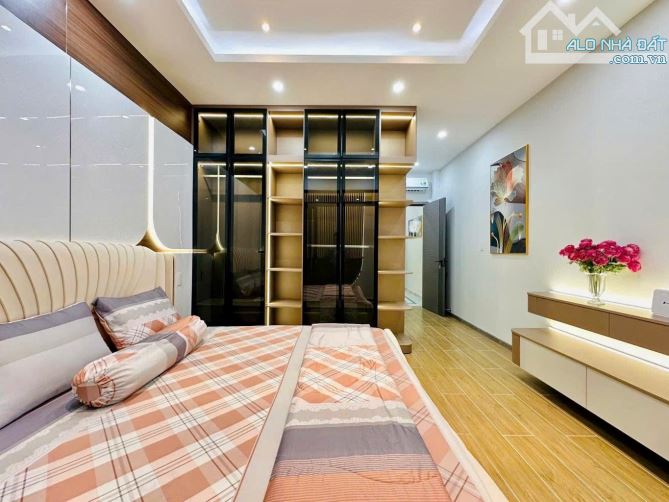 64m2, NHÀ BÁN 5 TẦNG, ĐƯỜNG 8M, PHẠM VĂN BẠCH, P12 GÒ VẤP, 10.3 TỶ TL - 8