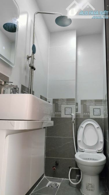 Bán nhà hẻm 6m Huỳnh Tấn Phát, Nhà Bè, Dt 3 x12m, 3 lầu. Giá 2,55 tỷ - 8