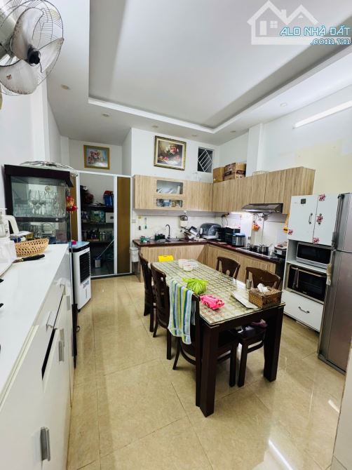 Bán Nhà🏘️ 4 tầng - Nguyễn Văn Sang - hẻm 5m - Quận TÂN PHÚ. 💥Gần 60m2 nhỉnh nhẹ 8❌tỷ. Vị - 8
