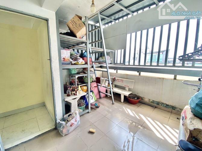 Nhà mới Nguyễn Thái Sơn, gần sân bay, hẻm ô tô 5m, 4 tầng (4.2 x 12), 7.6 tỷ - 8