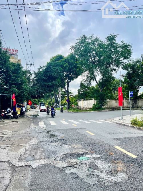 NGỘP BANK Nhà 1,5 tầng Mặt tiền đường TRUNG MỸ TÂY 2A phường TMT Q12 dt 145,1m2 Đường 5m - 8