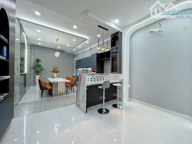 Bán nhà hẻm xe hơi đường trần soạn 60m2 4 tầng 4PN 4WC giá 8 tỷ 3 - 8