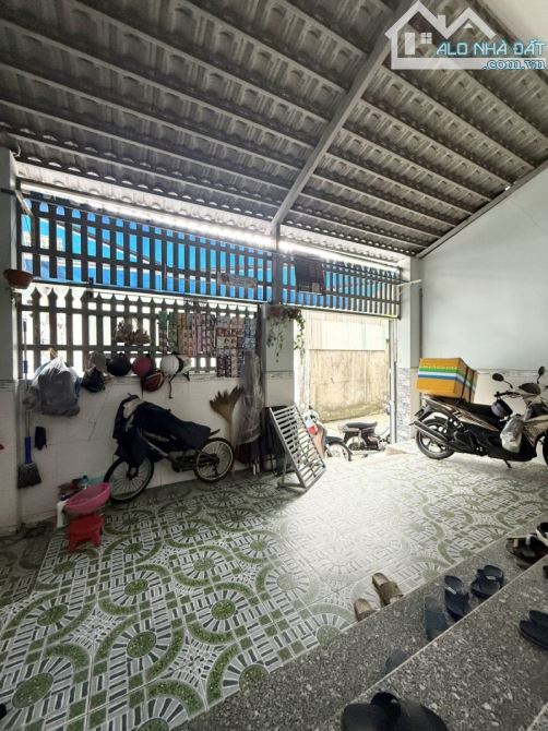 CHỈ 6,2 TỶ QUẬN 8 KẾ Q5,Q6 DT 90M2 KO QUY HOẠCH, HẺM 4M Ô TÔ TỚI NHÀ. - 8