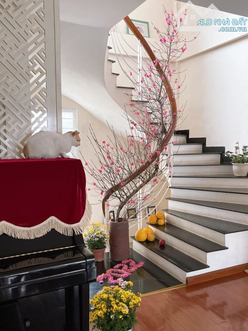 NHÀ YÊN HÒA - PHÂN LÔ Ô TÔ TRÁNH - 45M2 -5 TẦNG - MT 5M - 12 TỶ - 8