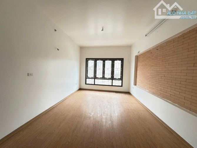 BÁN NHÀ ĐƯỜNG 800A PHÙNG CHÍ KIÊN, CẦU GIẤY 17 TỶ 60m 5 TẦNG MT 4m PHÂN LÔ QUÂN ĐỘI - 8