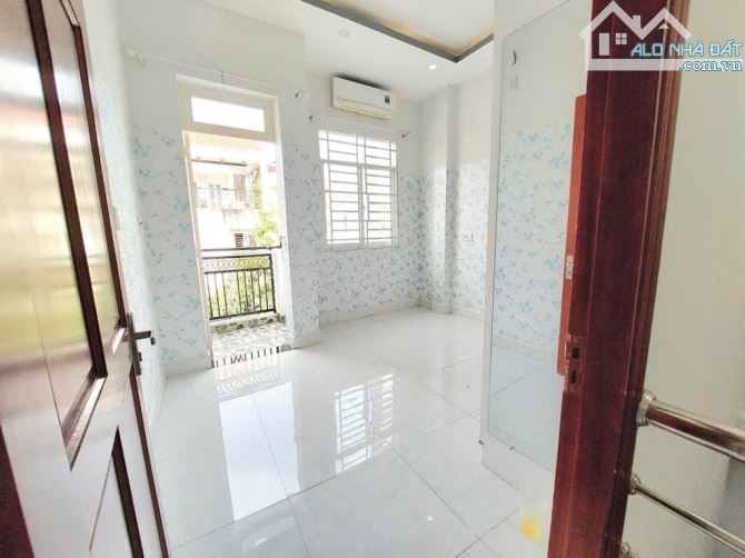 🔥BÁN GẤP MTKD - SÁT MT LÊ VĂN LƯƠNG - P.TÂN KIỂNG - 3 TẦNG - SỔ RIÊNG - HOÀN CÔNG - 9