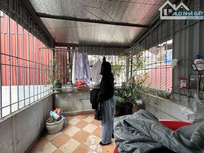 🏡 PHỐ CÁT LINH – 22M², 5 TẦNG, 3 NGỦ – 6,3 TỶ - 9