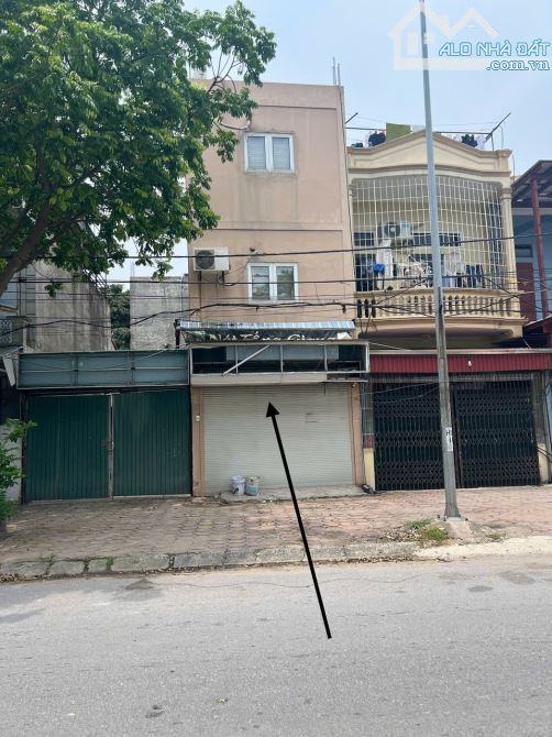 🏠 BÁN NHÀ 3 TẦNG MẶT ĐƯỜNG NGỌC HỒI –🌟 VỈA HÈ DT 100 m GIÁ 14tỷ - 2