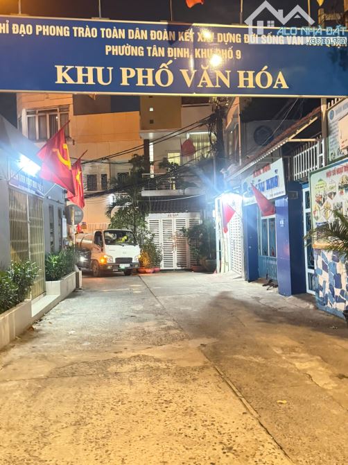 ❤️NHÀ TRUNG TÂM Q1,HXH TẬN CỬA-NHỈNH 3 TỶ♥️