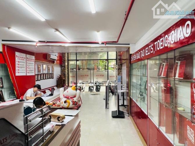 MAI DỊCH - Toà Văn phòng 80m, 9 tầng thông sàn -Vỉa hè -Kinh doanh -Thang máy - Dòng tiền