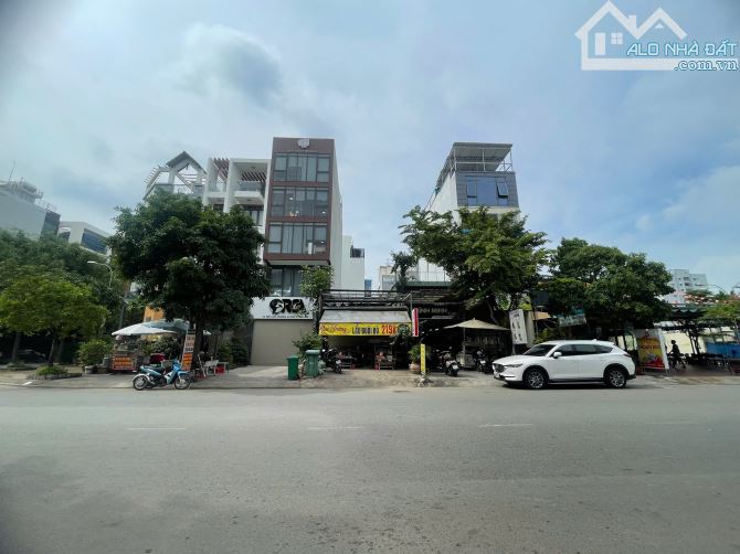 Nền đẹp góc 2MT ngay Tạ Hiện, P. Thạnh Mỹ Lợi, (10 X 20m) - 200m2 GPXD Hầm 7 tầng 43 TỶ