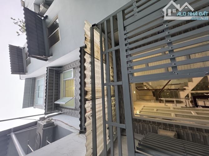 3,2 tỷ, bán nhà Quận 6, Cư xá Phý Lâm A, 26m2, 3 tầng, 2 PN, Sổ hồng riêng