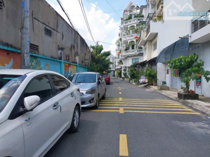 BÁN ĐẤT ĐẸP, HẺM XE TẢI, NGUYỄN ẢNH THỦ QUẬN 12, KHU AN NINH, DÂN TRÍ CAO, DT 107M²(5× 22)