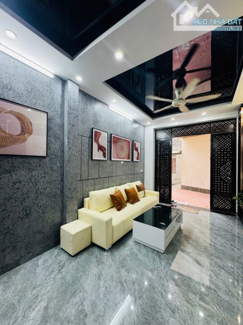 HÀNG HIẾM - NHÀ ĐẸP BÙI XƯƠNG TRẠCH- FULL NỘI THẤT LONG LANH- 34M2 X 5 TẦNG, CHỈ 7 TỶ
