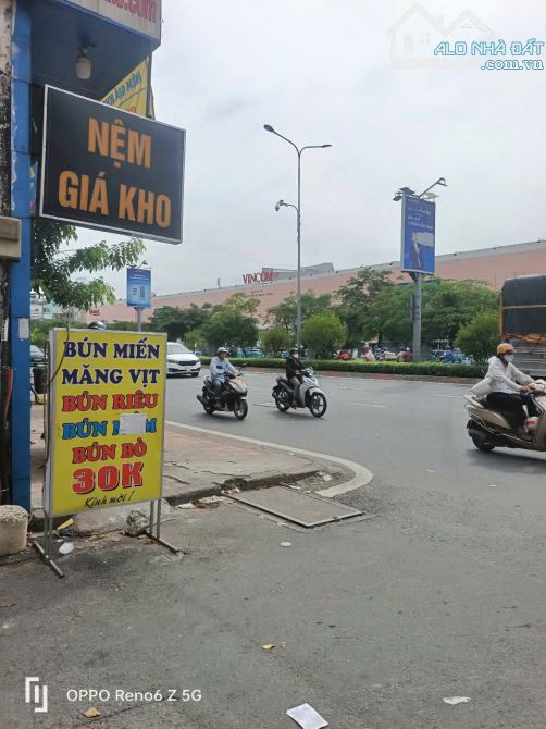 Cô Vy chính chủ bán 8x20 Thân Nhân Trung Tân Bình trệt 3lầu giá 24tỷ