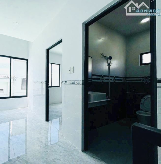 🟥 KHU PHÂN LÔ XƯA CẤP CHO CÁN BỘ SINH SỐNG - CÁCH MẶT TIỀN VỎN VẸN 7, 8 CĂN HẼM XE HƠI NH