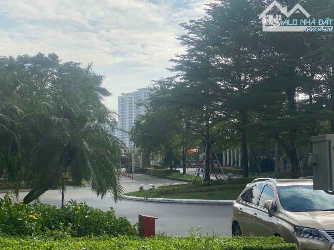 CHÍNH CHỦ CẦN BÁN BIỆT THỰ LÔ GÓC - CIPUCHA - TÂY HỒ - HÀ NỘI