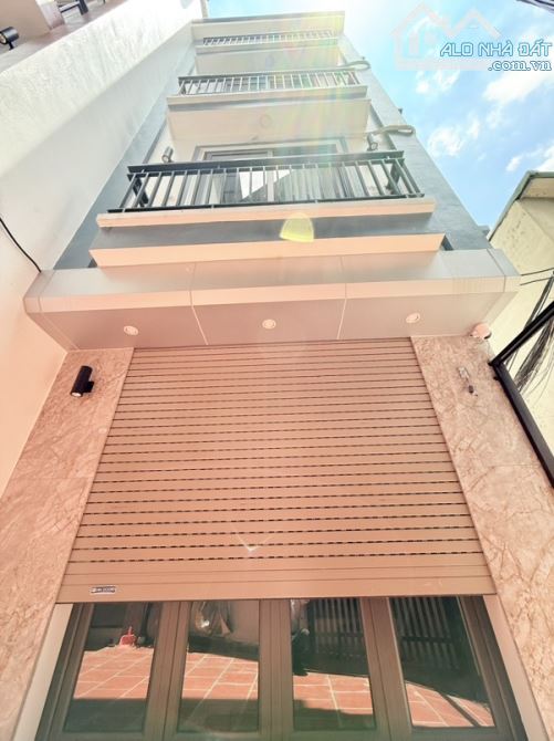 NHÀ ĐẸP - NGÕ THÔNG - MINH KHAI 2 MẶT THOÁNG - GẦN PHỐ -  NHỈNH 7 TỶ  ✅ vài bước chân ra p