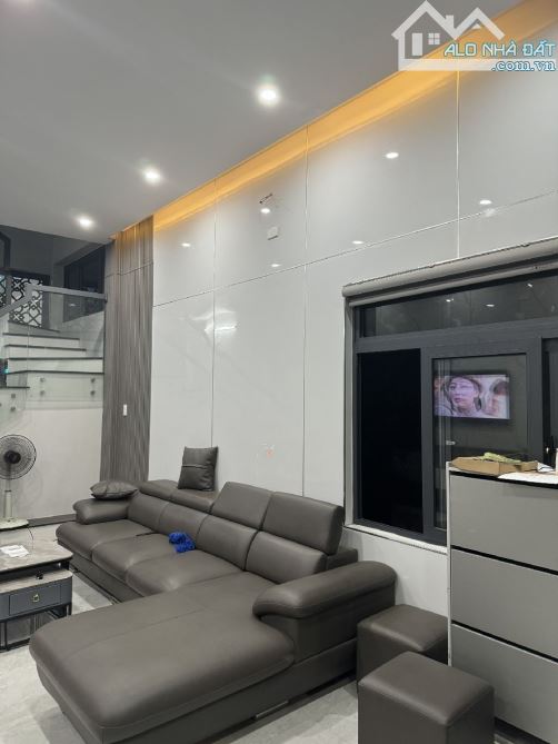 🏡 BÁN NHÀ MẶT TIỀN NGUYỄN VĂN CỪ – VỊ TRÍ KINH DOANH ĐẮC ĐỊA