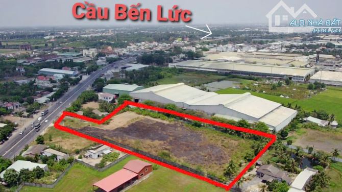 Bán gấp 10.240m2 đất SXKD, mặt tiền QL1A, Nhựt Chánh, Bến Lức, Long An