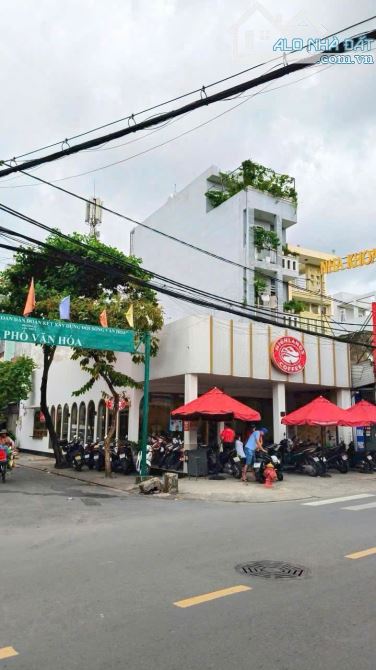 Căn góc 2 mặt tiền Phan Huy Ích , DT: 8,3m x 25m , HDT: 100 tr/th , Giá chỉ 43 tỷ