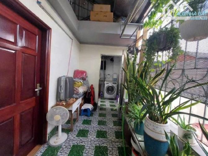 BÁN GẤP NHÀ KHÂM THIÊN ĐỐNG ĐA 30m2, 5 TẦNG MẶT TIỀN 4,7m GIÁ  7.2 TỶ