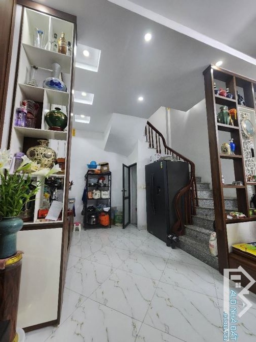 NHÀ ĐẸP HÀ ĐÔNG - DÂN TRÍ CAO - AN NINH TỐT - 31m² - Chỉ 5.x tỷ