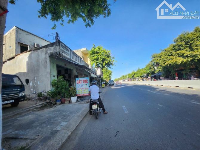 🎉🎉CHỦ GỞI BÁN LÔ ĐẤT MẶT TIỀN ĐƯỜNG HOÀNG VĂN THÁI GIÁ CỰC HÓT.