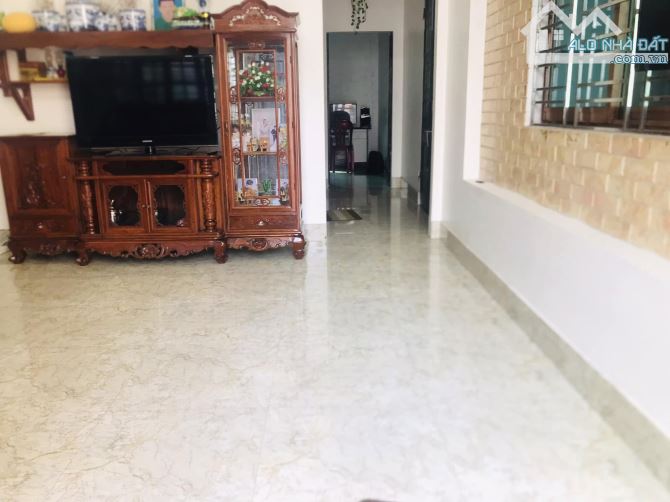 Bán 55m Đất Phân Lô, Mặt Đường Vành Đai 3.5m, Đối Diện Ga Ngọc Hồi, 2 Đường Trước Sau Đất.