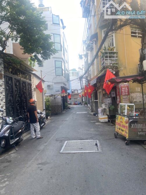 🔥 HOT! 67m² – 🏠 3 tầng ngang 4m Hoàng Hoa Thám P.5 Phú Nhuận – 🚗 Hẻm xe hơi 3.5m thông