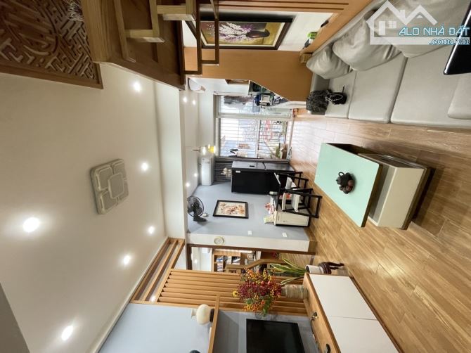 4.x TỶ  CHUNG CƯ KHU ĐỀN LỪ - 60m2 x 2 ngủ x BÃI GỬI XE Ô TÔ CẠNH NHÀ - GẦN HỒ - GẦN CHỢ
